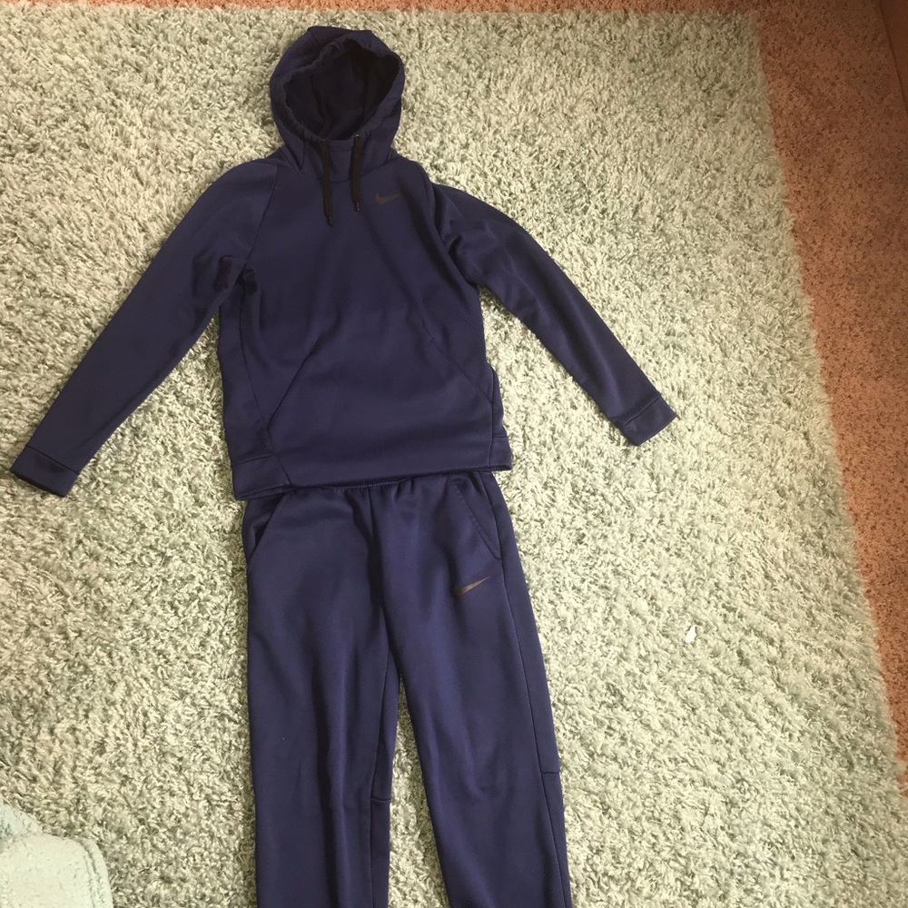 Nike Mens Hoodie + Sweatpants Set